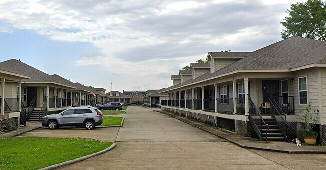 Photo - 100 Elsie Ct