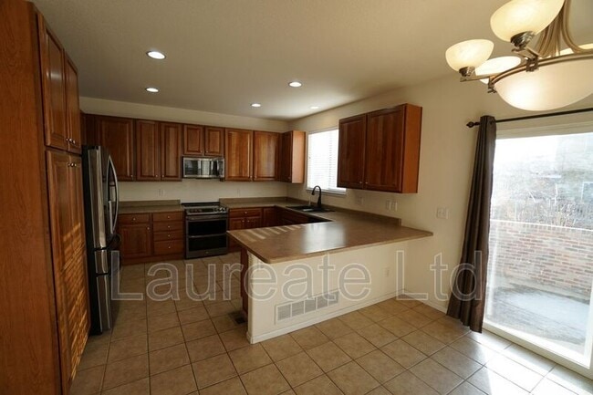 Photo - 10213 Uravan St