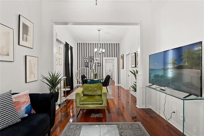 Photo - 2206 E 3rd Ave