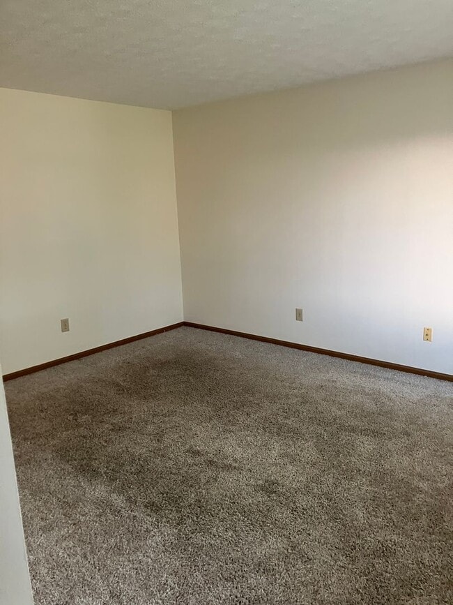 Photo - Spacious 2-Bedroom Living in a Quiet Community Available July! Unit 1220-B Bunker Hill