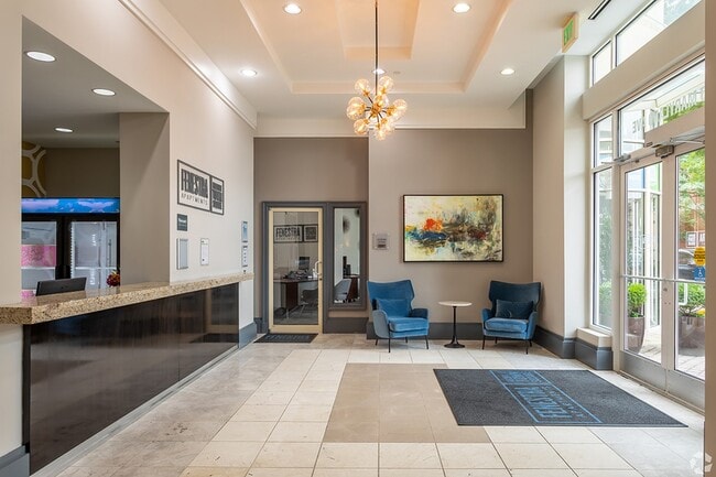 Concierge & Leasing Office