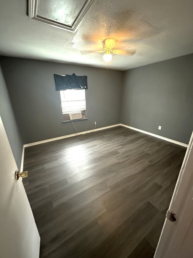 Photo - 309 S 3rd St