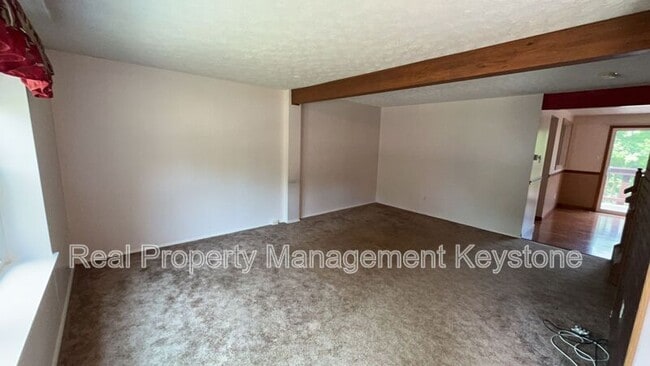 Photo - 176 Russets Cir
