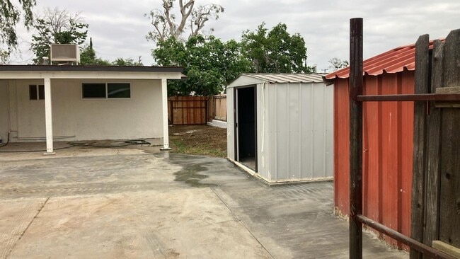 Photo - NE 4 bedroom home by Bakersfield College