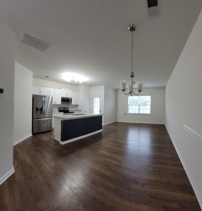 Photo - MOVE-IN SPECIAL! 1/2 OFF 1st MONTHS RENT.