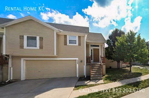 Building Photo - 5909 Brittany-