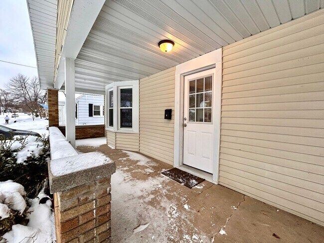 Photo - Three Bedroom Home in Northeast Grand Rapids