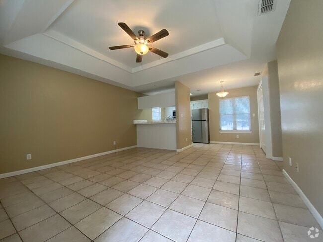 Building Photo - 1209 Swallow Ave Unit #1 Rental