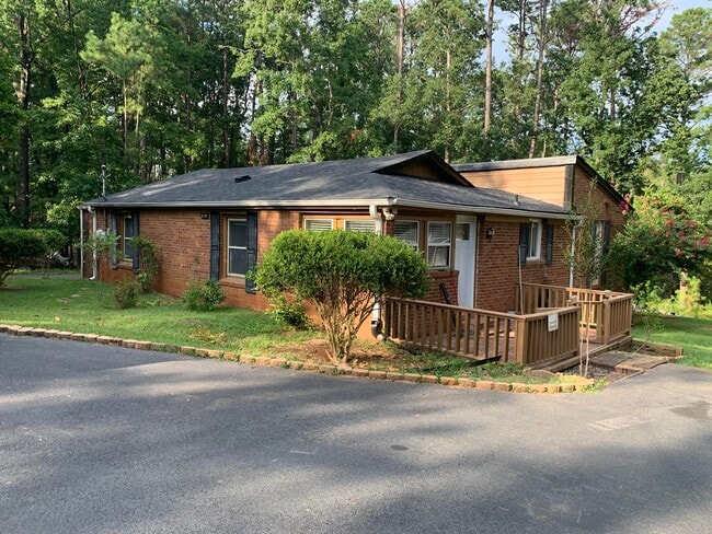 Photo - 4107 Vern Sikking Rd