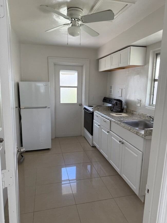 Photo - 321 Kenilworth Blvd Unidad 321