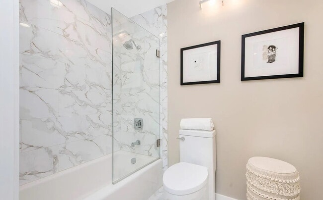 Photo - "Charming 1-Bedroom Oasis in the Heart of Encino - Perfect for Your Cozy Retreat!"