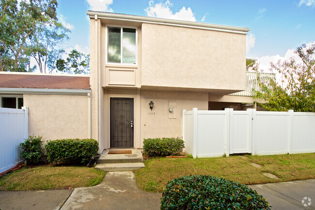 Building Photo - Coastal Living at Its Finest in Cardiff by... Rental