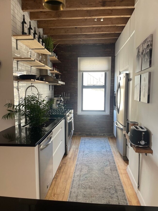 Photo - 675 Walton Ave