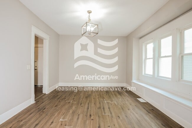 Photo - 307 N Denny St