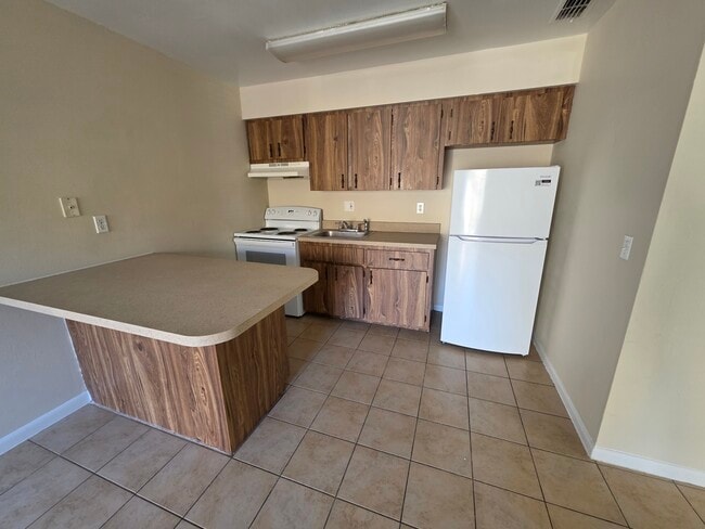 Photo - 5031 SE 29th St Unit A