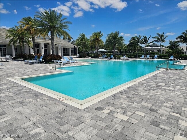 Building Photo - 9022 Redonda Dr Rental