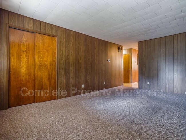 Photo - 110 S 4th Ave W