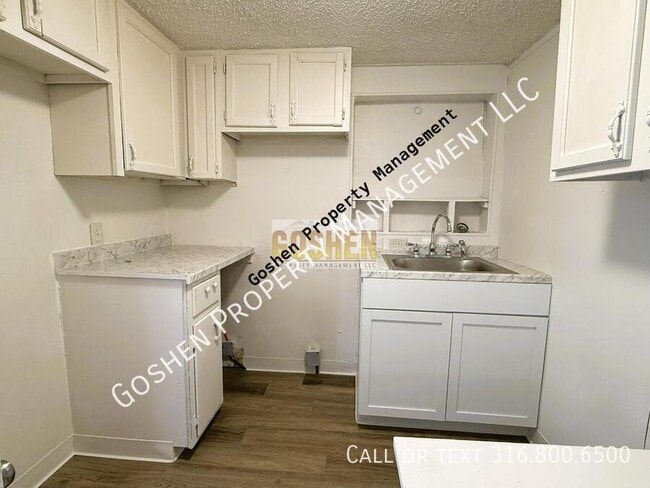 Photo - 1023 S Millwood Ave