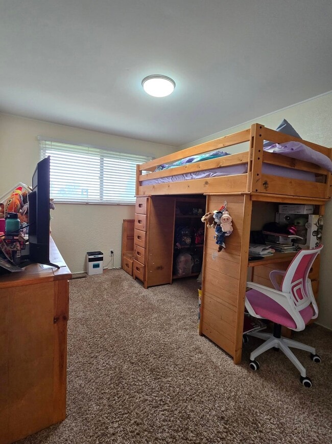 Photo - 1593 Manzanita Dr
