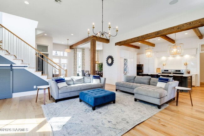103 Grand Oak Dr