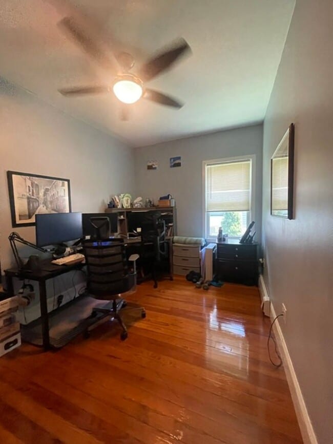 Photo - 289 Webster St