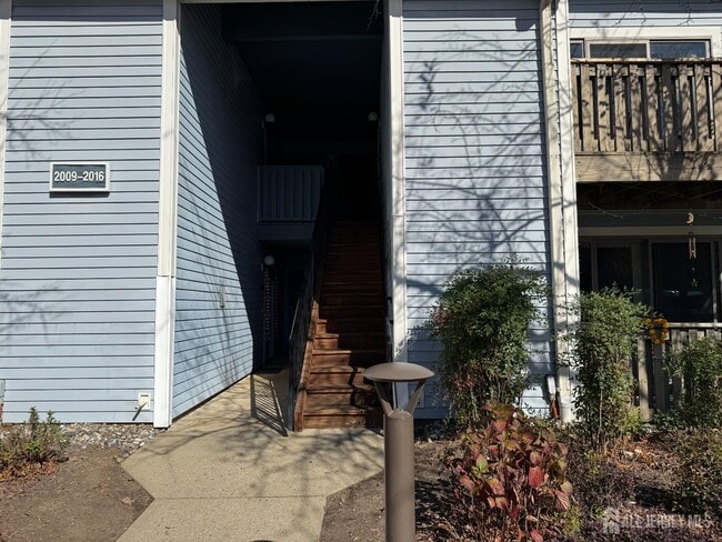 Photo - 2015 Aspen Dr