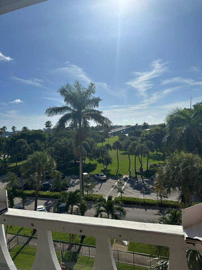 Photo - 15 S Golfview Rd Unidad 504