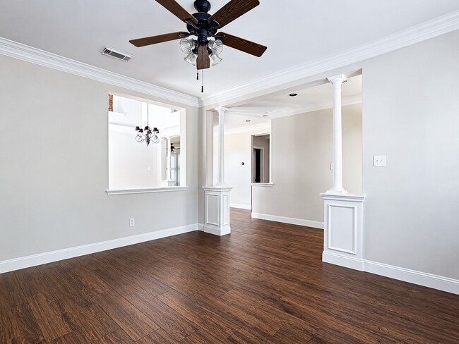 18 Doeskin Pl