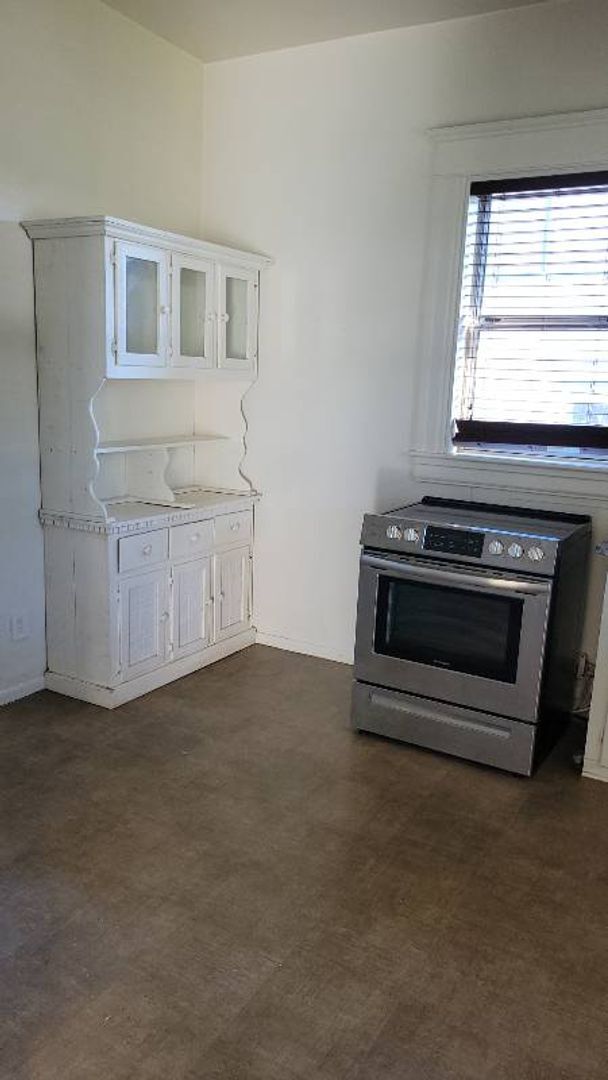 Photo - 4Bedroom/2Bath Home in Town of Susanville