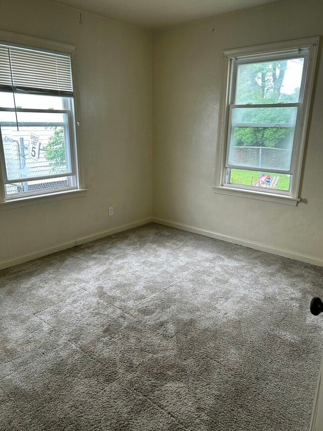 Photo - 4608 St James Ave