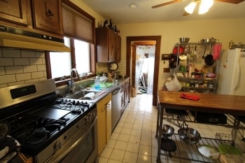 Building Photo - 10 Seagrave Rd Unit 2 Rental