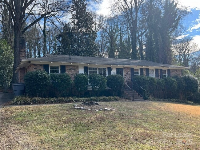 Building Photo - 5531 Farmbrook Dr Rental