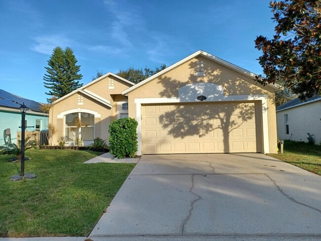 Building Photo - 1125 White Oak Cir