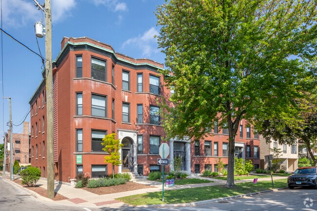 201-209 N. Grove Ave.