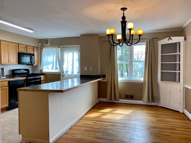 Photo - Charming 3 Bedroom/1.5 Bathroom Townhome in Towson, MD!