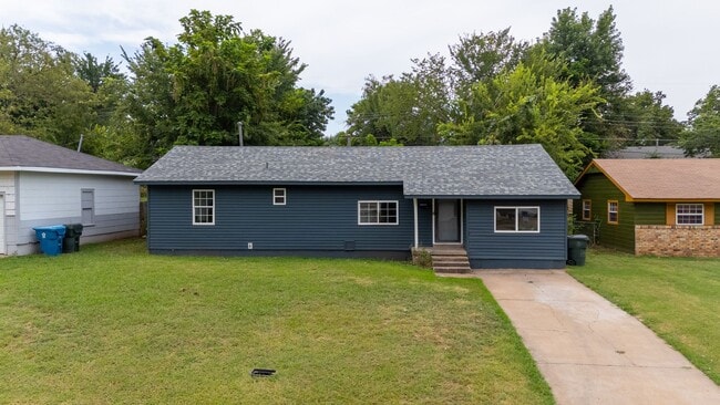 Building Photo - 4-Bed Home for Sale!!