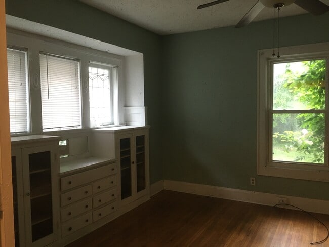 Photo - 3134 N College Ave