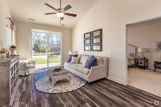 4BR,2.5BA,-1895SF THE CARDINAL
