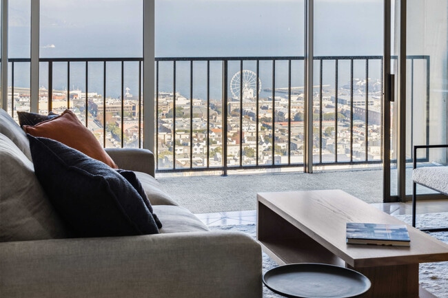 Photo - 999 Green St Unit 1403