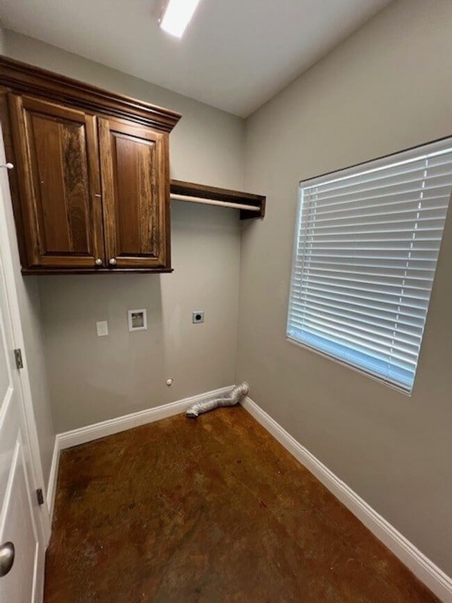 Photo - Modern 3B/2B Duplex Available in South Lake Charles