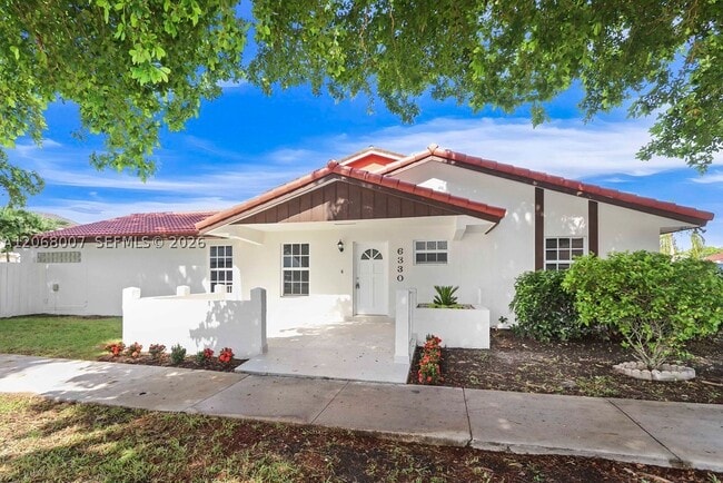 Building Photo - 6330 SW 135th Ave