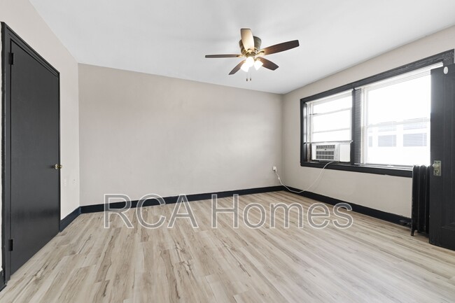 Building Photo - 37 West St Clair Street Rental