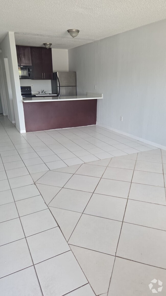 Building Photo - 251 NW 177th St Rental