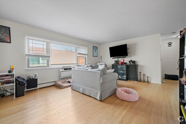 Building Photo - 8054 Niles Ave Unit 2E Rental