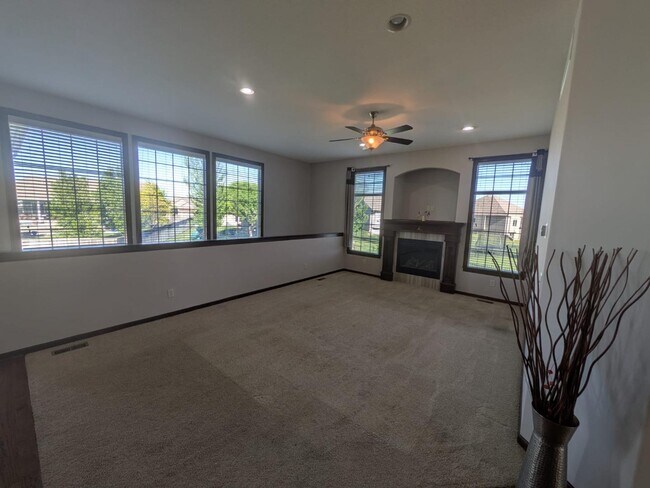 Photo - 2356 N Silverdale St