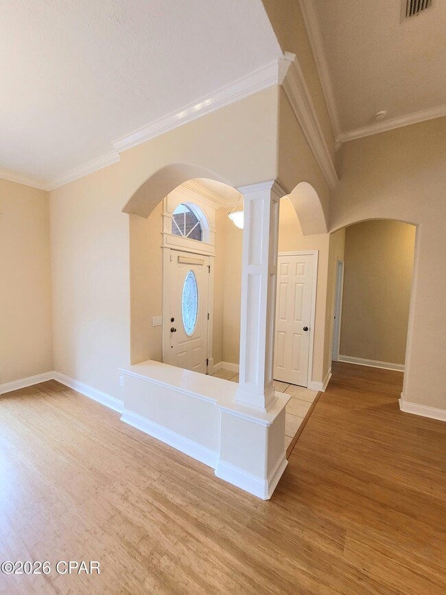 Photo - 103 Parkview Xing