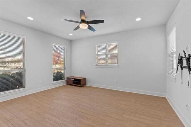 Photo - 8707 Alderman Dr.