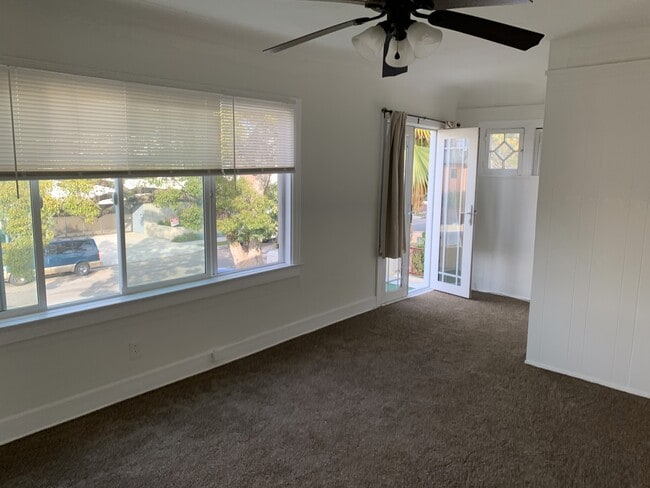 Photo - 5730 1/2 La Mirada Ave Unidad Studio - 4