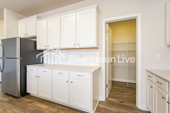 Photo - 828 Pear Blossom Ct