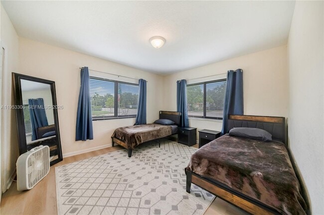 Photo - 2 NW 47th St Unit 2